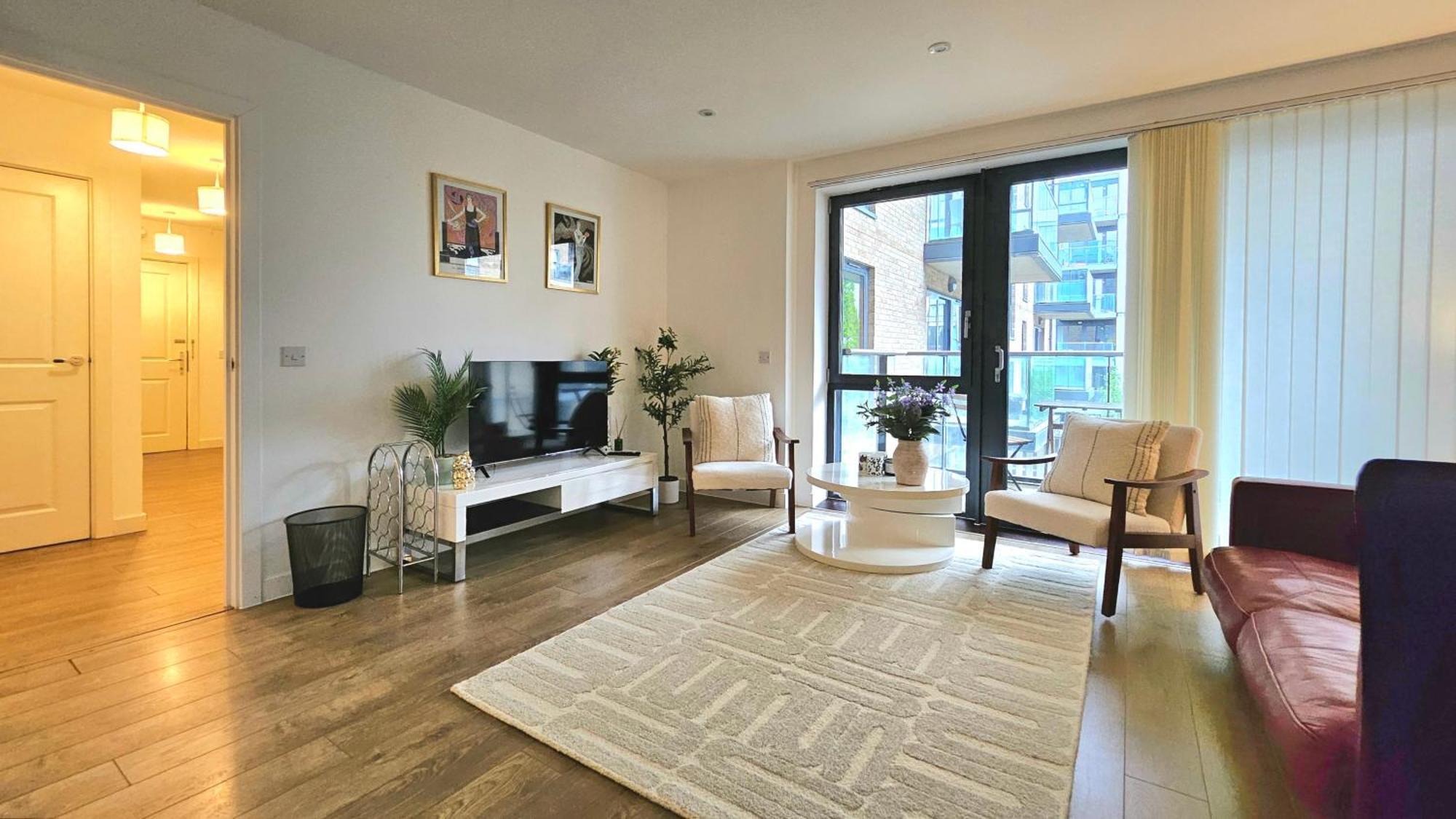 Athera - Festival Quarter, Canary Wharf 2 Bed, 2 Bath With Balcony And Gym Facility Appartamento